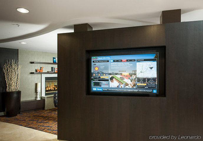 Courtyard Portland Airport Hotel 3*
