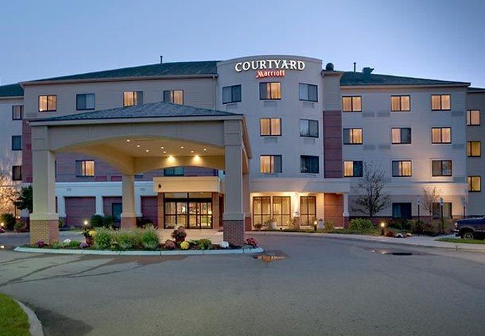 Courtyard Portland Airport 3*